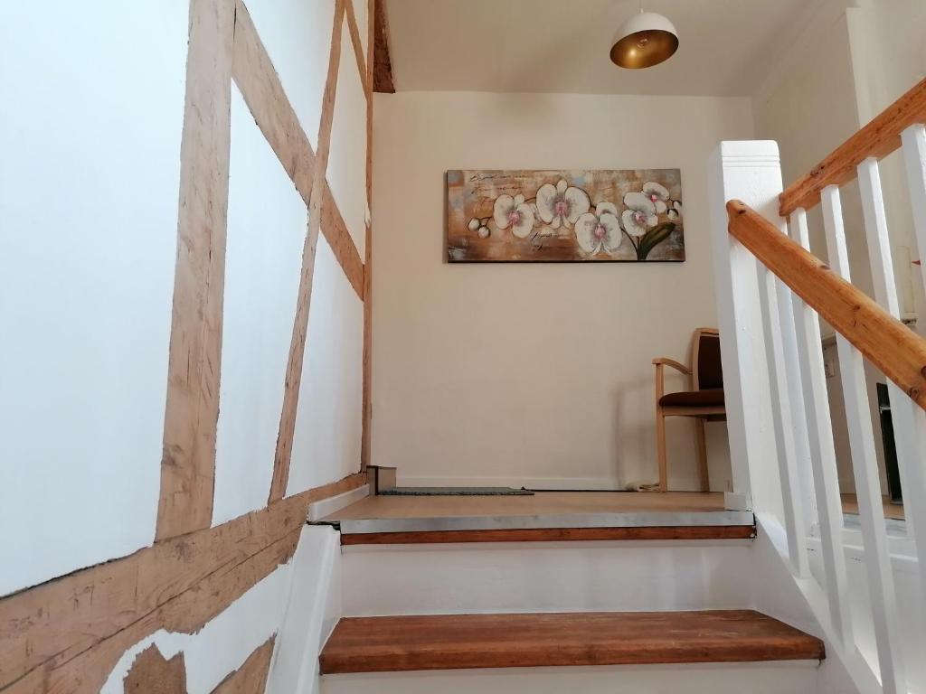 Fotografie z fotogalerie ubytování FeWo im Lehm-Fachwerkhaus Erfurt mit 3 einzelnen Schlafzimmern je mit TV v destinaci Erfurt