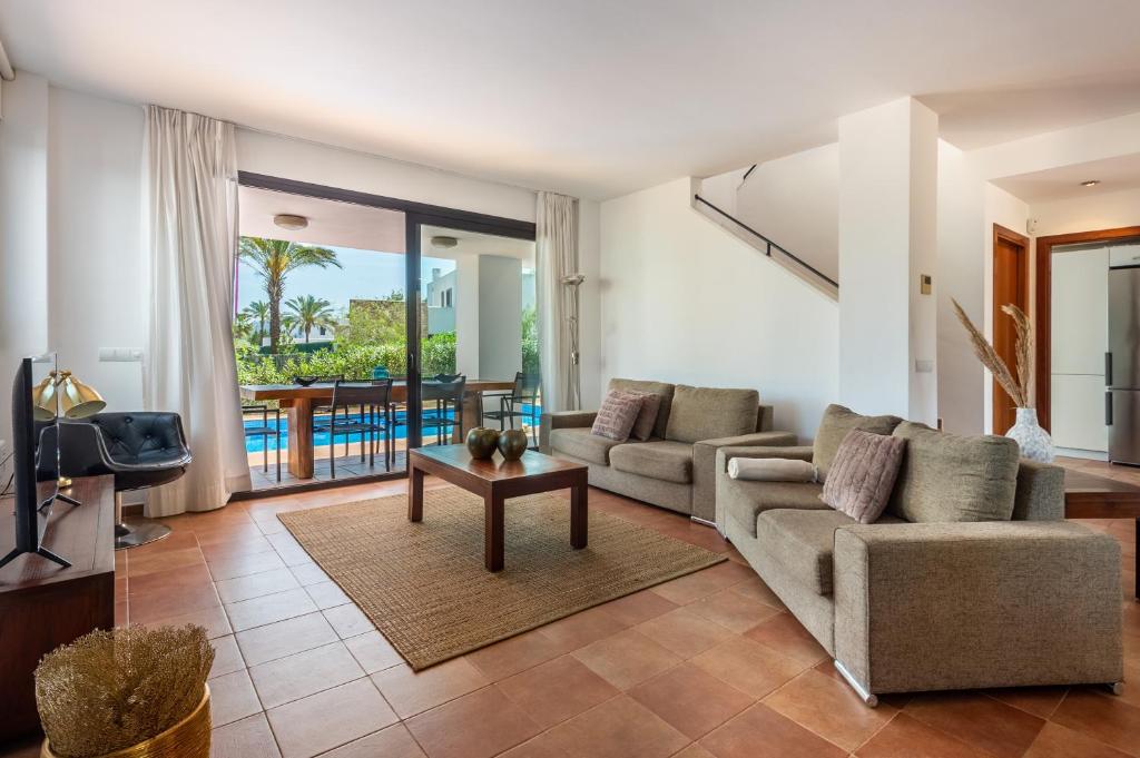 VILLA Can Sol, Sant Josep de sa Talaia, Spain - Booking.com
