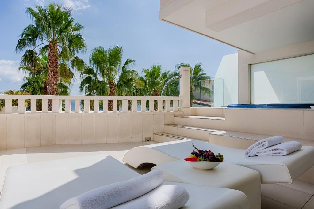 Balkón nebo terasa v ubytování Damianii Luxury Boutique Hotel & Spa
