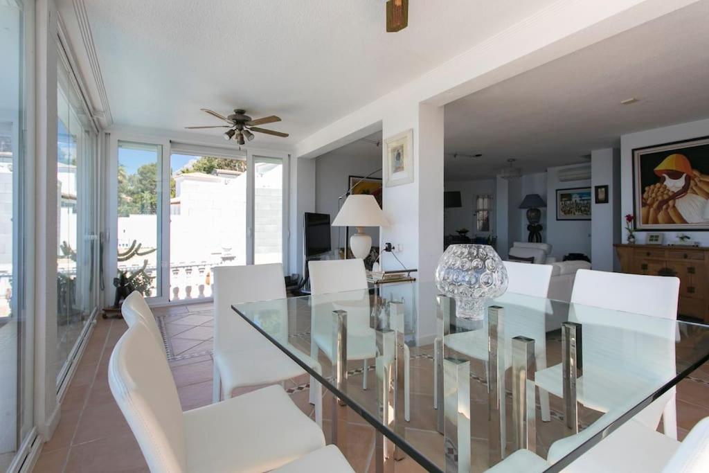Fotografia z galérie ubytovania VILLA ALTEA HILLS, vue mer, piscine chauffée, WIFI v Alicante