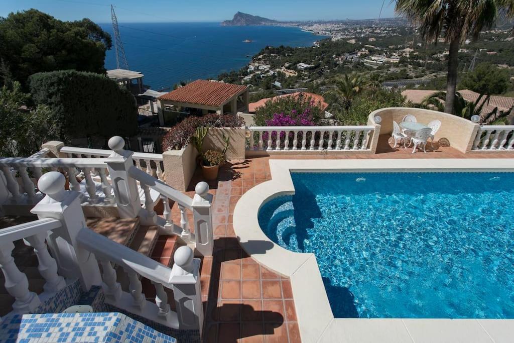 Fotografia z galérie ubytovania VILLA ALTEA HILLS, vue mer, piscine chauffée, WIFI v Alicante