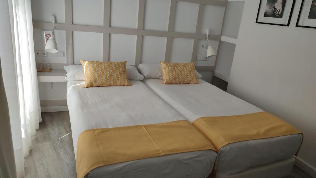 Hotel Boutique Teatro Romano - Resim 12