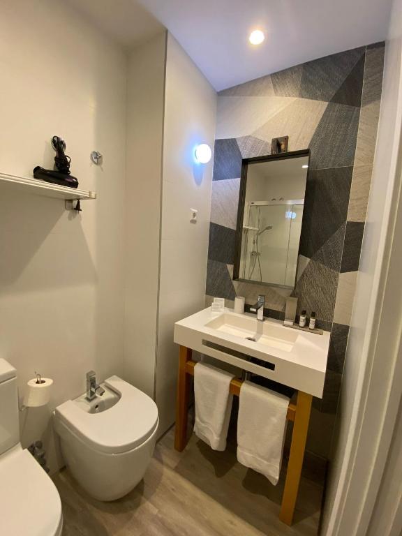 Łazienka w obiekcie Hotel Boutique Teatro Romano