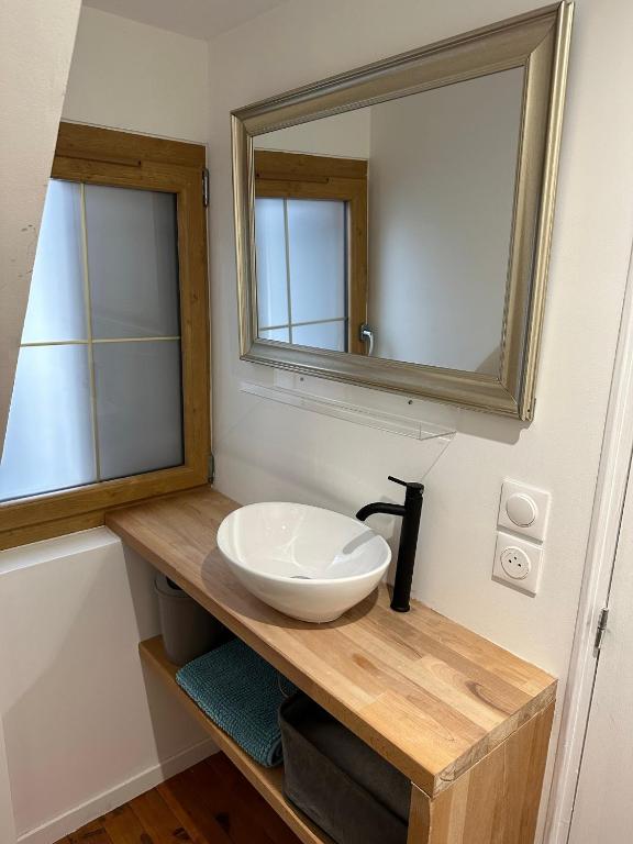 Kúpeľňa v ubytovaní Superbe appartement proche centre ville, thermes