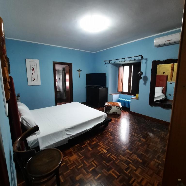 LA MACINA - Double Room With Private Bathroom