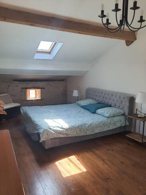 Posteľ alebo postele v izbe v ubytovaní Appartement duplex 4 personnes