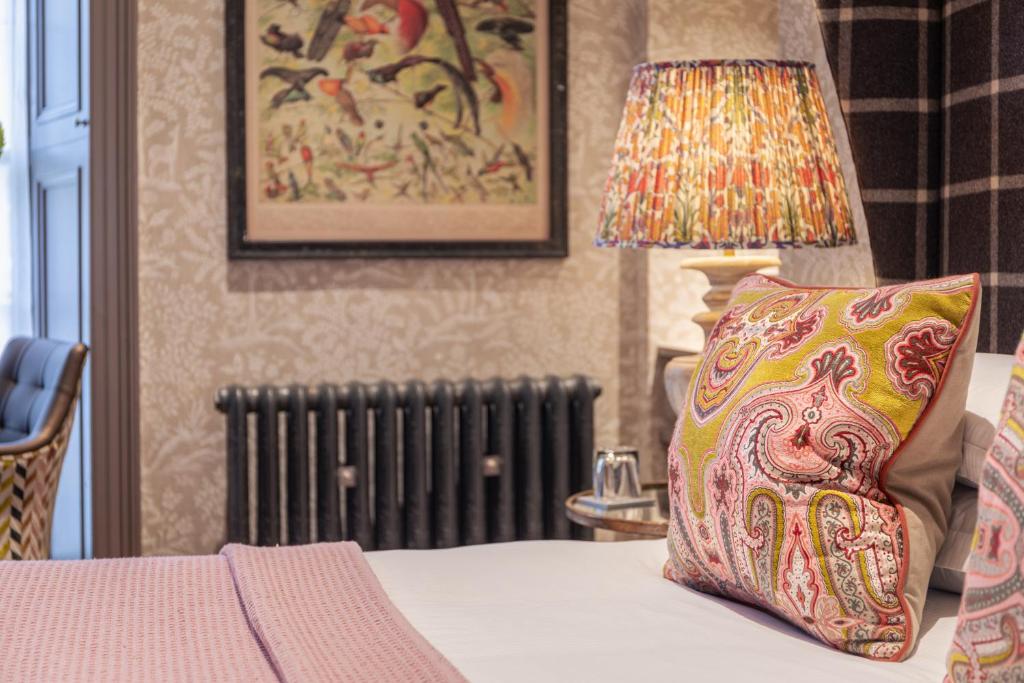 The Raeburn - Resim 31