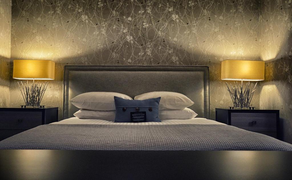 Hockley Valley Resort - Suite Royale