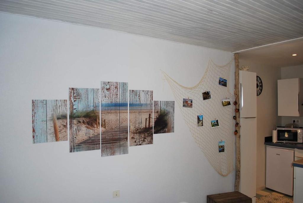 Kuchyňa alebo kuchynka v ubytovaní Au Canalet - Le Somail