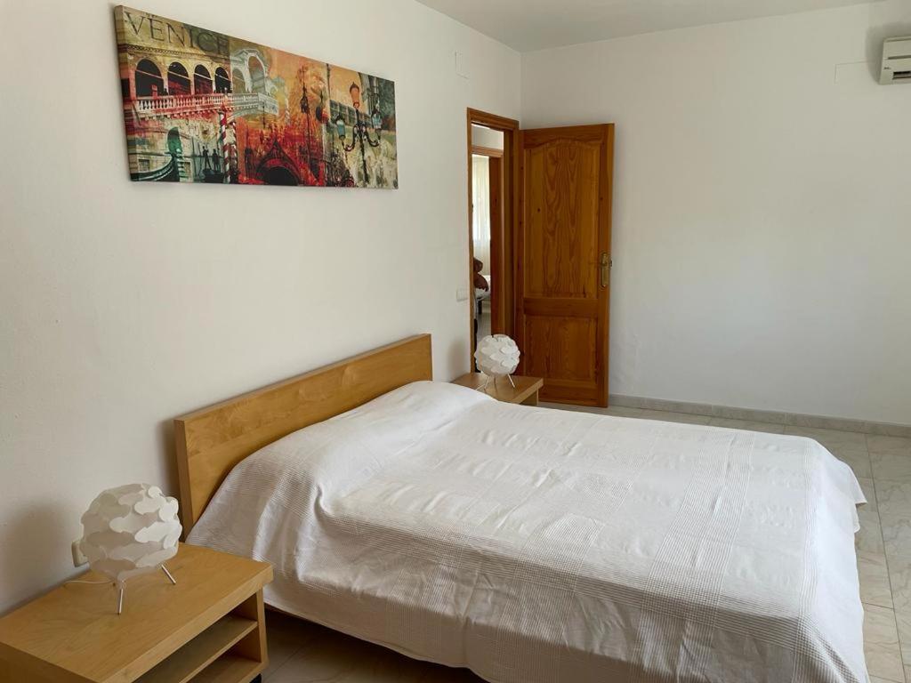 Fotografie z fotogalerie ubytování AME437 v destinaci Les tres Cales