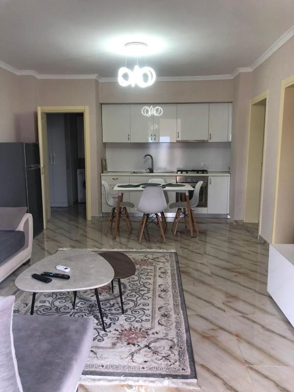 Aroni HOME