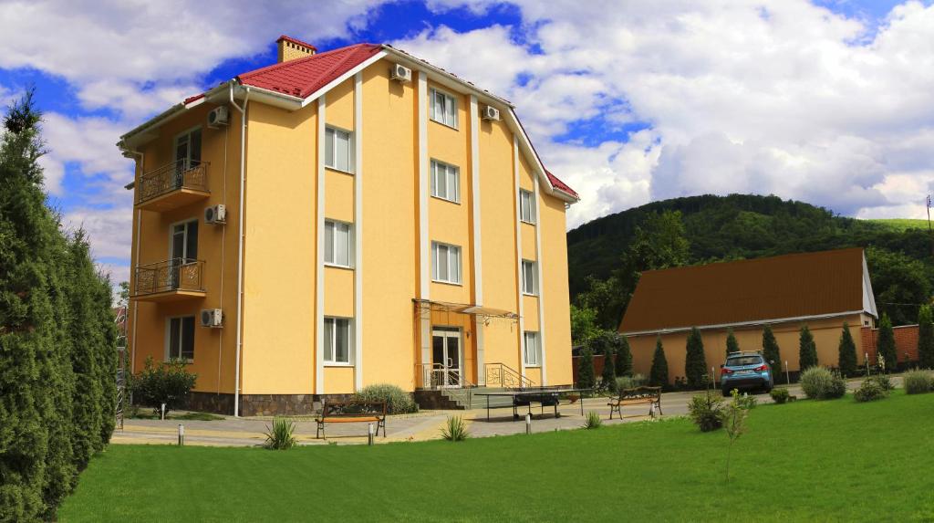 Budova, kde se hotel nachází