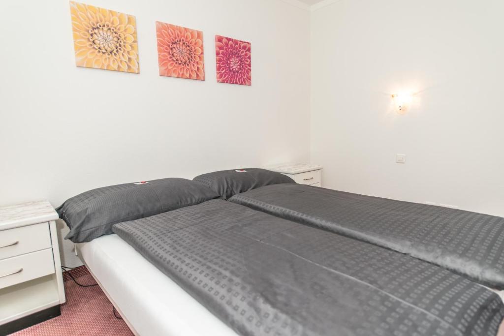 Postel nebo postele na pokoji v ubytování Hotel Rotes Haus