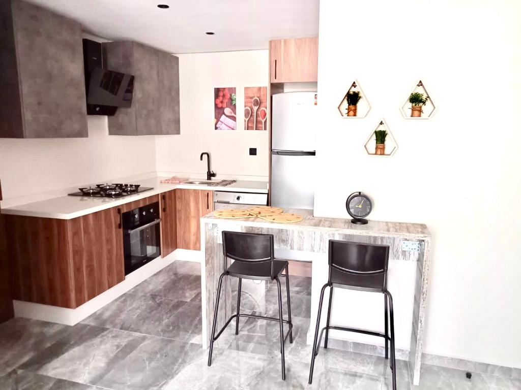 Modern 1 BR, 1min from Downtown Anoual Tramway - Appartement D'une Chambre