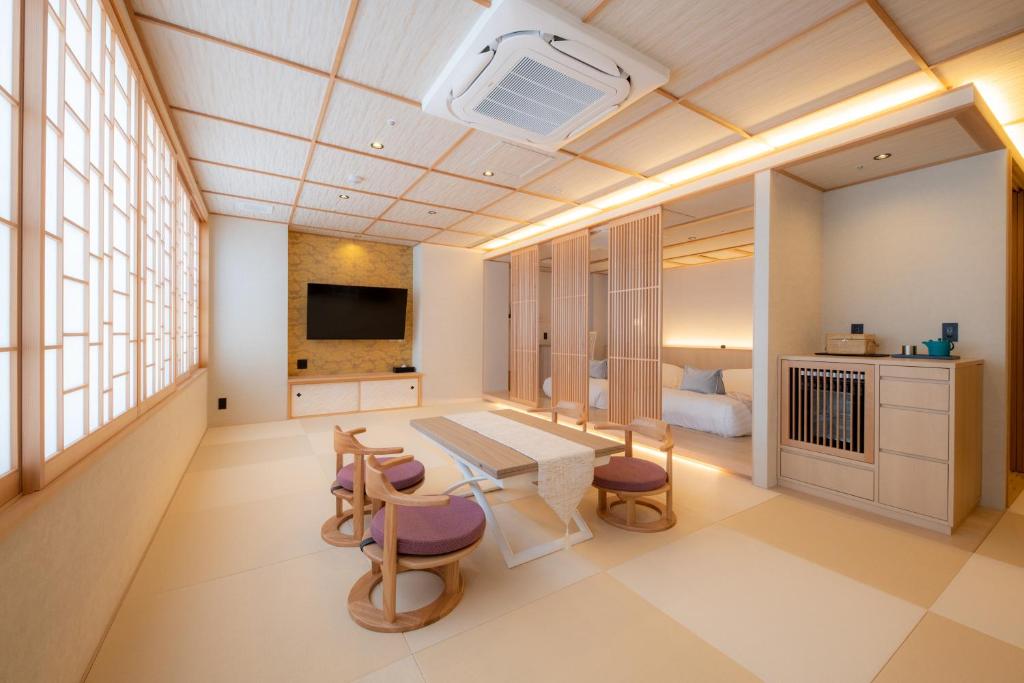TV a/nebo společenská místnost v ubytování Hotel Isago Kobe