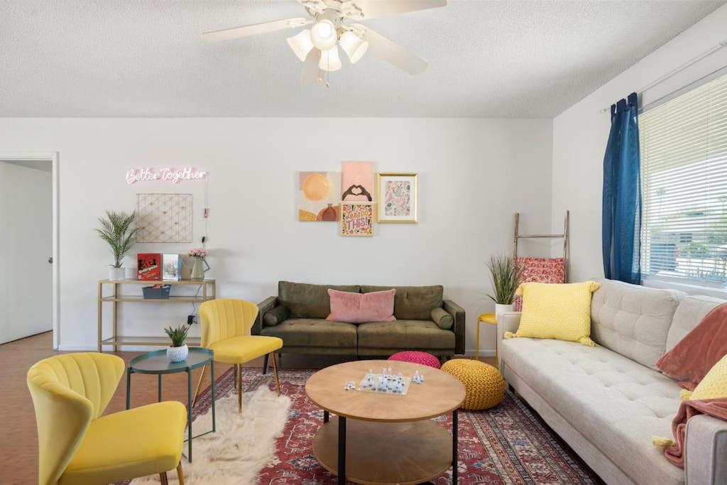 NEW! PetFriendly / Modern / 4bd3ba / TempePhoenix, Tempe