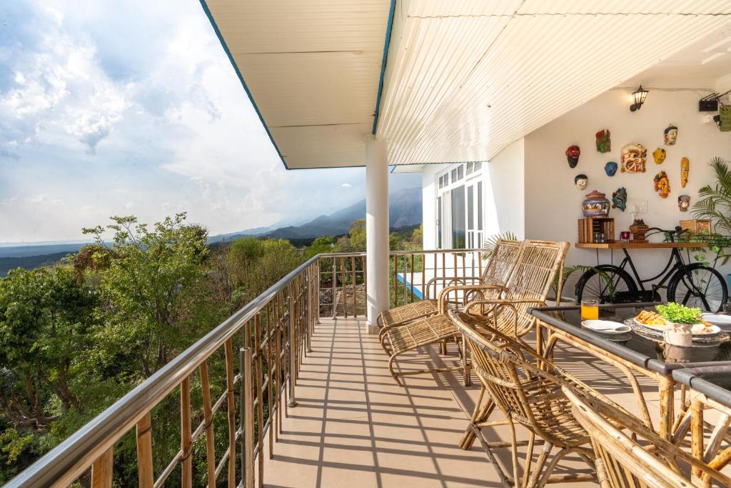 Balkón nebo terasa v ubytování The Himaal, Bir - Boutique Homestay