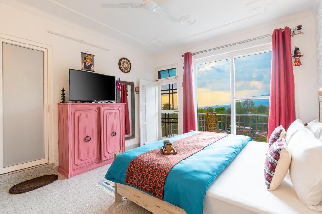 Postel nebo postele na pokoji v ubytování The Himaal, Bir - Boutique Homestay