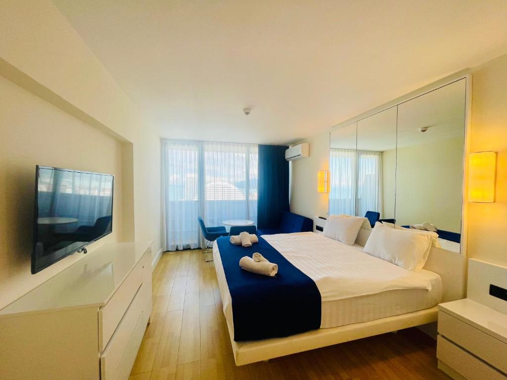 Royal Sea Breeze Apartments - King Studio Avec Canapé-lit