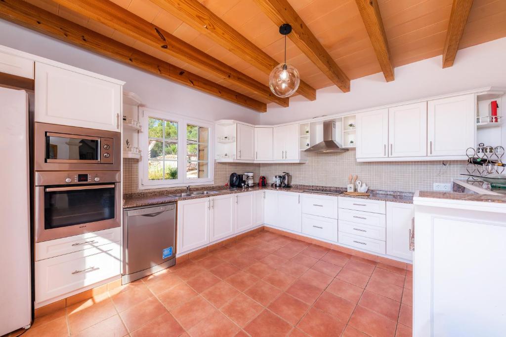 A kitchen or kitchenette at Maria