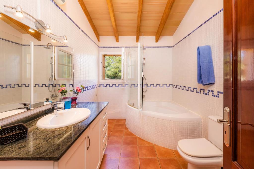 A bathroom at Maria