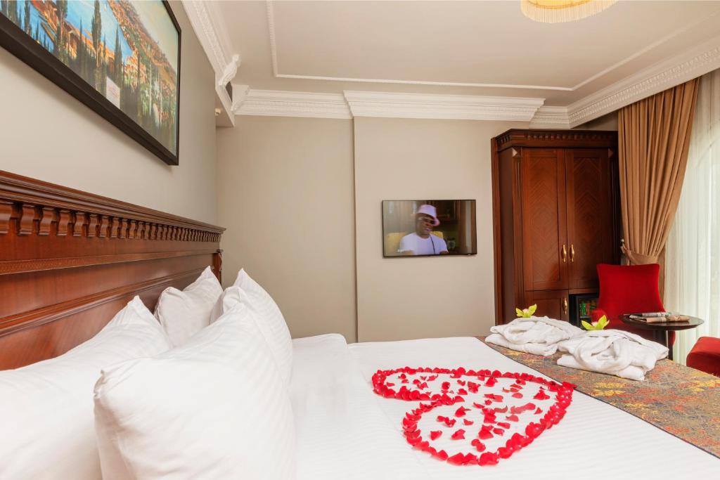 The Magnaura Palace Hotel - 14