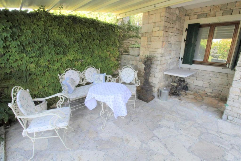 Patio nebo venkovní prostory v ubytování Villa Istriana