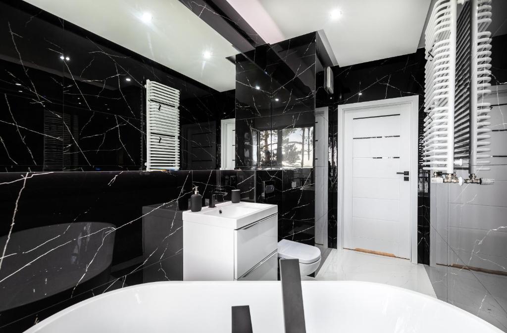Kúpeľňa v ubytovaní Let's Sea by 2HomeRent