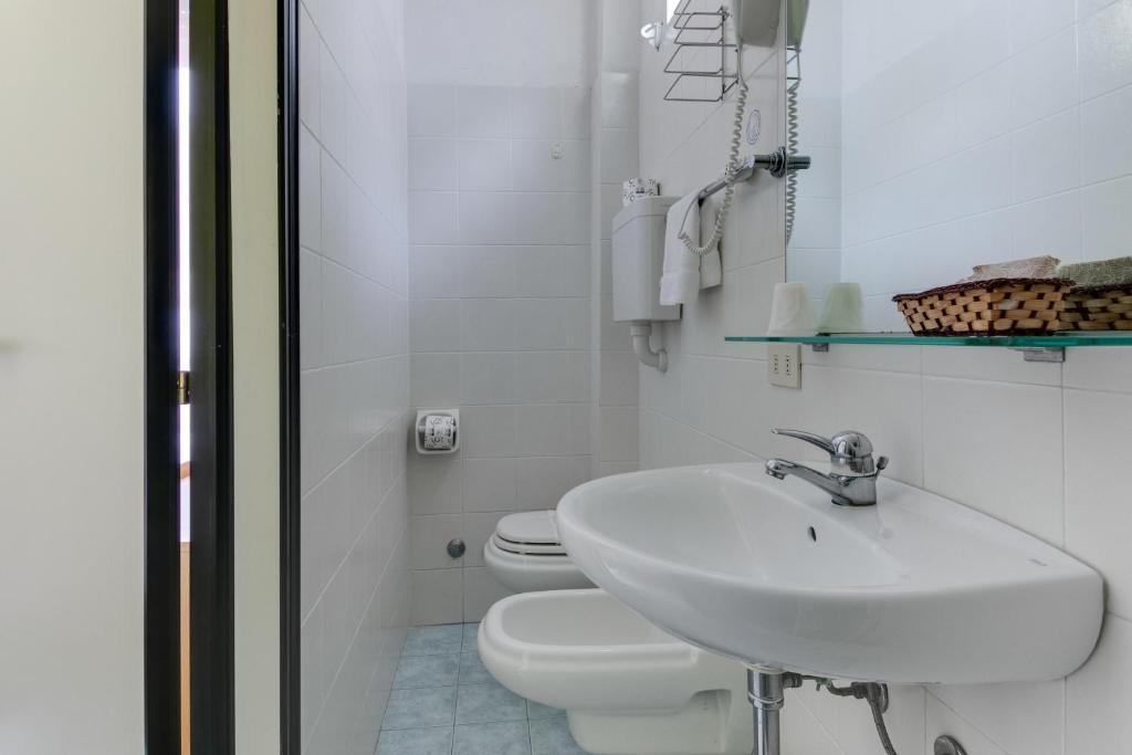Koupelna v ubytování Hotel Villa Merope