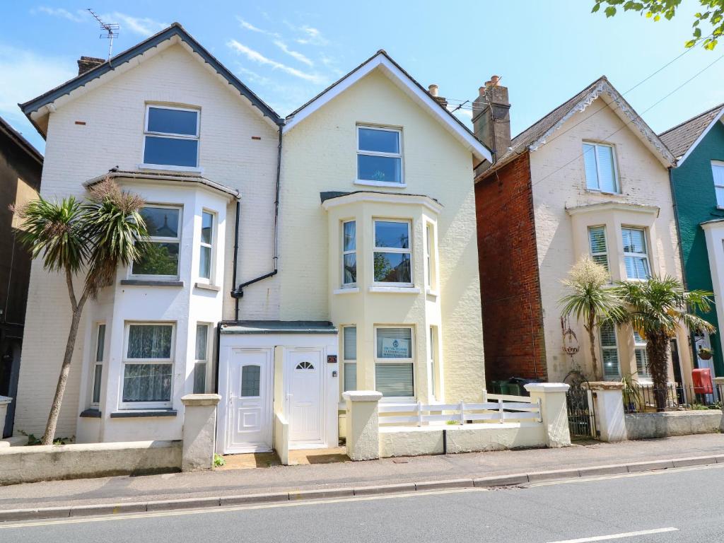 Holiday home Sunrise Bay, Sandown, UK