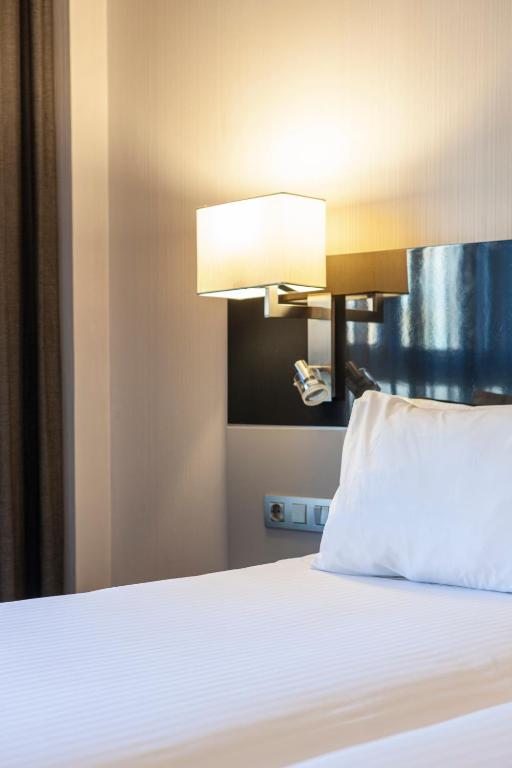 Hotel Porcel Torneo, Seville – Updated 2023 Prices