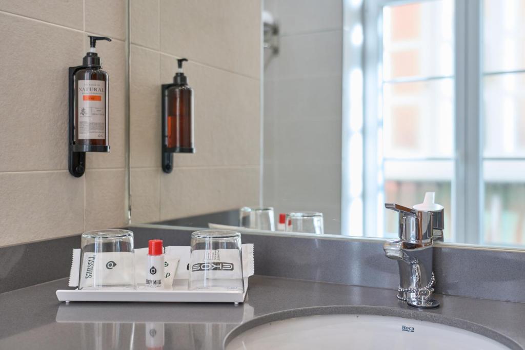 Porcel Navas - Resim 3