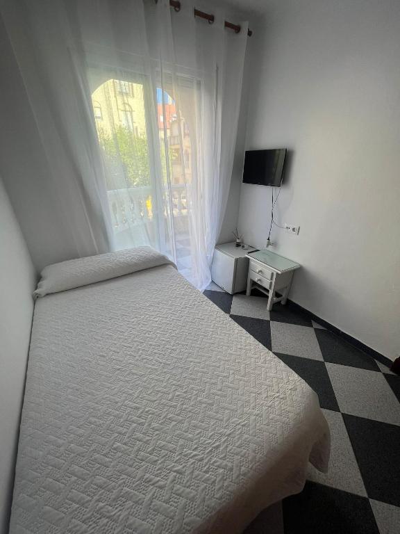 Hostal Restaurante La Giralda, Rota – Bijgewerkte prijzen 2023