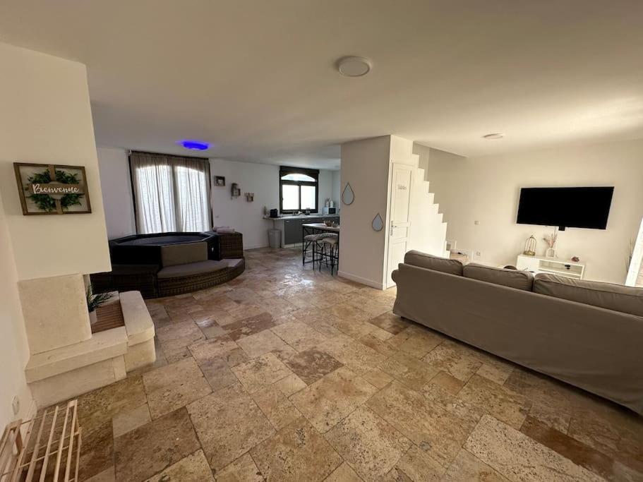 Maison spa, jacuzzi sauna, Orgeval Updated 2023 Prices