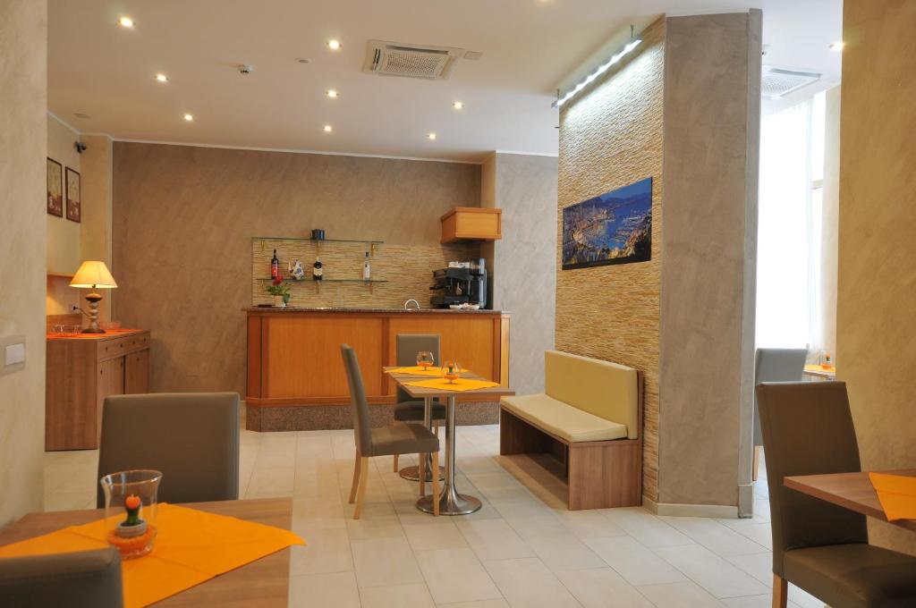 Hotel Montecarlo - Resim 37