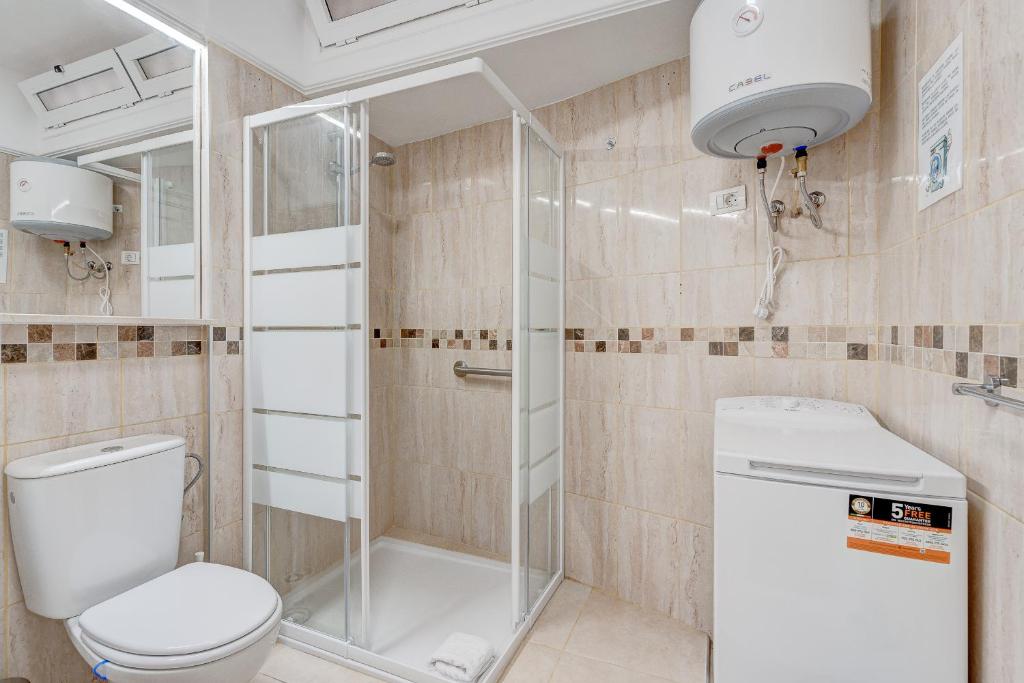 Kúpeľňa v ubytovaní Bright and modern apt in Costa Adeje