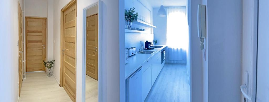 Eliza Apartman Veszprém 8200 Veszprém, Cserhát lakótelep 4 B kép - 1