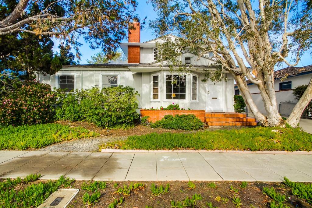 Crown Castle, San Diego (updated prices 2024)