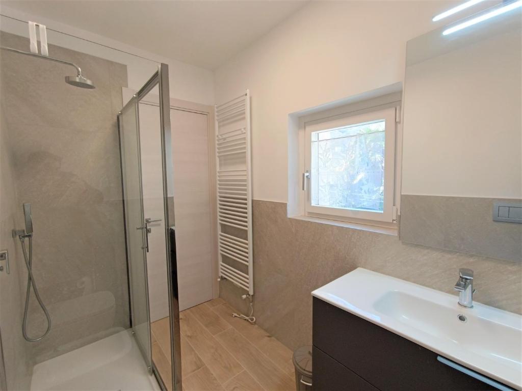 A bathroom at Appartamento Lella