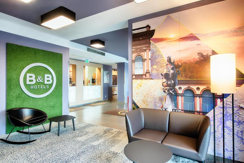 Posezení v ubytování B&B Hotel Kaiserslautern