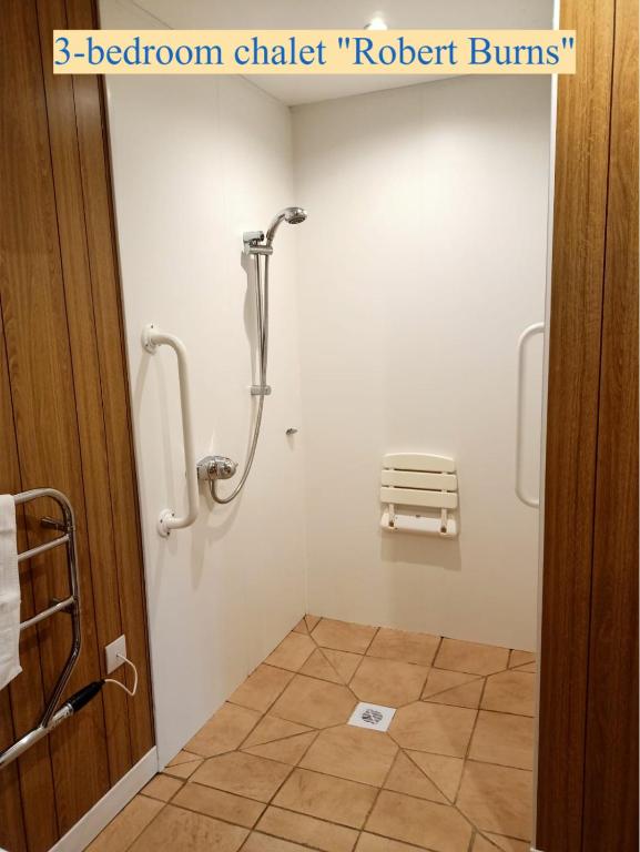 Koupelna v ubytování Airdeny Chalets