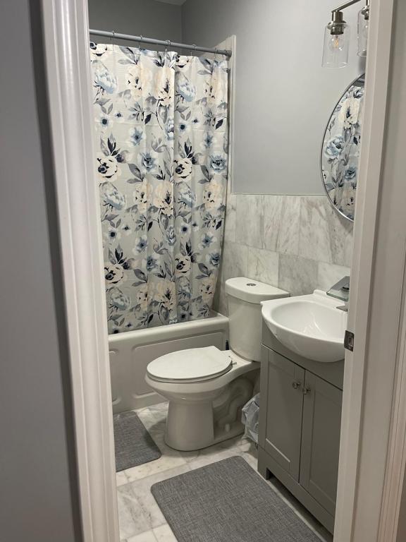 Brand New Luxury Rooms near downtown Boston photo