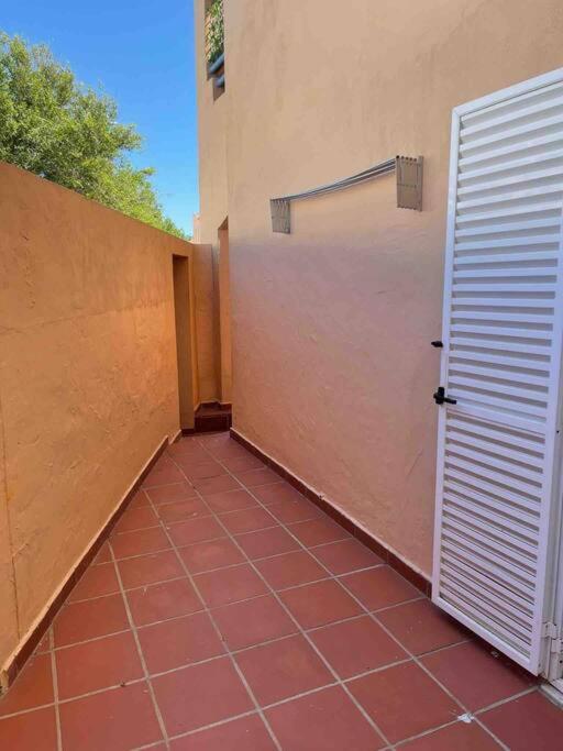 Beach Front House in Los Lances, Tarifa – Bijgewerkte prijzen ...