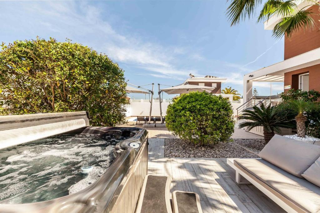 Casa Bos Orange Wellness Luxury Entire Villa Jacuzzi & Pool ...