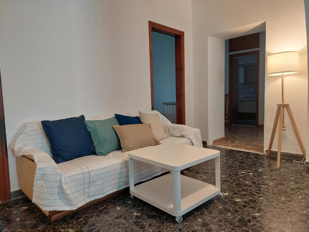 Część wypoczynkowa w obiekcie Η όμορφη Κώμη - Beautiful Komi spacious apartment