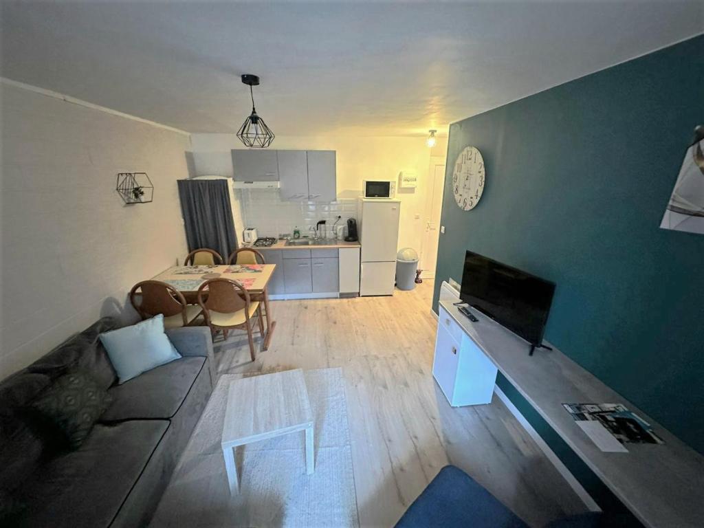 L'Hermitage - One-Bedroom Apartment