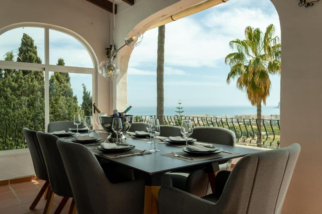 Villa with stunning views at great location, Altea ...