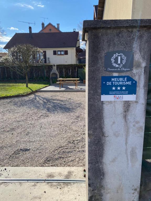 Certifikát, ocenenie alebo iný dokument vystavený v ubytovaní Maison chaleureuse au cœur du village Raddon