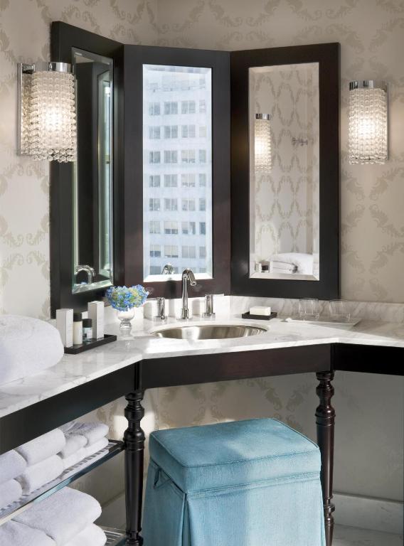 The Nines, a Luxury Collection Hotel, Portland - Superior, Guest Room, 1 King, Atrium View