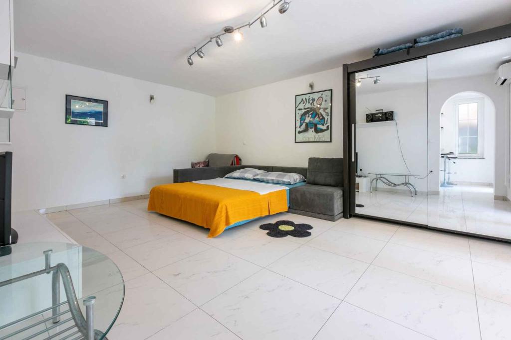 Postel nebo postele na pokoji v ubytování Crikvenica Apartment 24